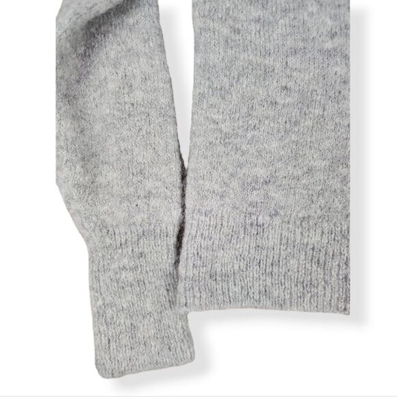 Aritzia Little Moon Snowdrop Alpaca Mohair V-neck Sweater 19.5" Ptp - Picture 10 of 13